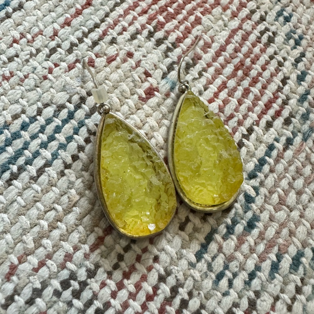 Vintage yellow stone earrings